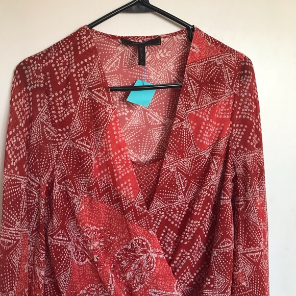 BCBGMaxazria Hi/Low V-Neck Blouse - Size XS - Picture 2 of 10